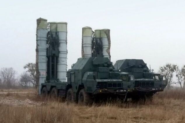 Росія атакує зі свого повітряного простору, бо не змогла захопити небо України — Велика Британія